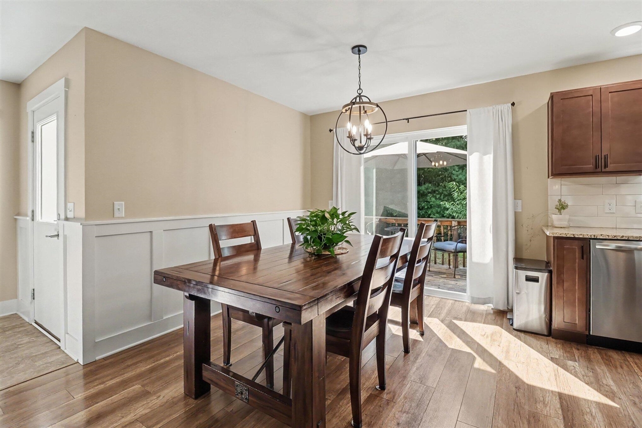 2047 N Lakeshore Drive Property Photo 11