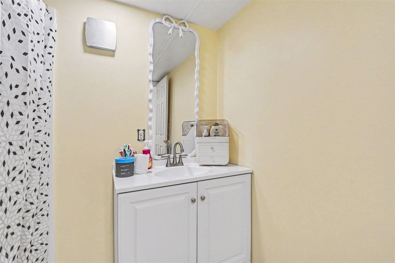2650 Ulysses Court Property Photo 6