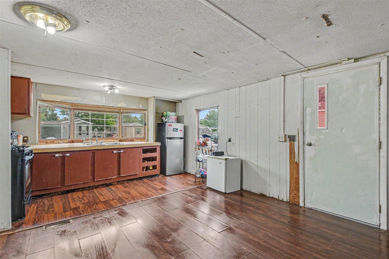 2650 Ulysses Court Property Photo 11