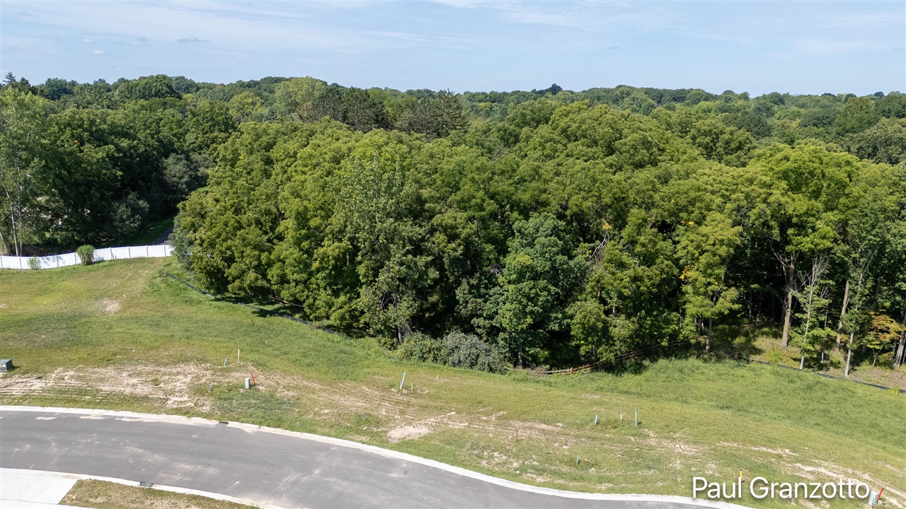 5561 N Blackberry Bluff Property Photo 5