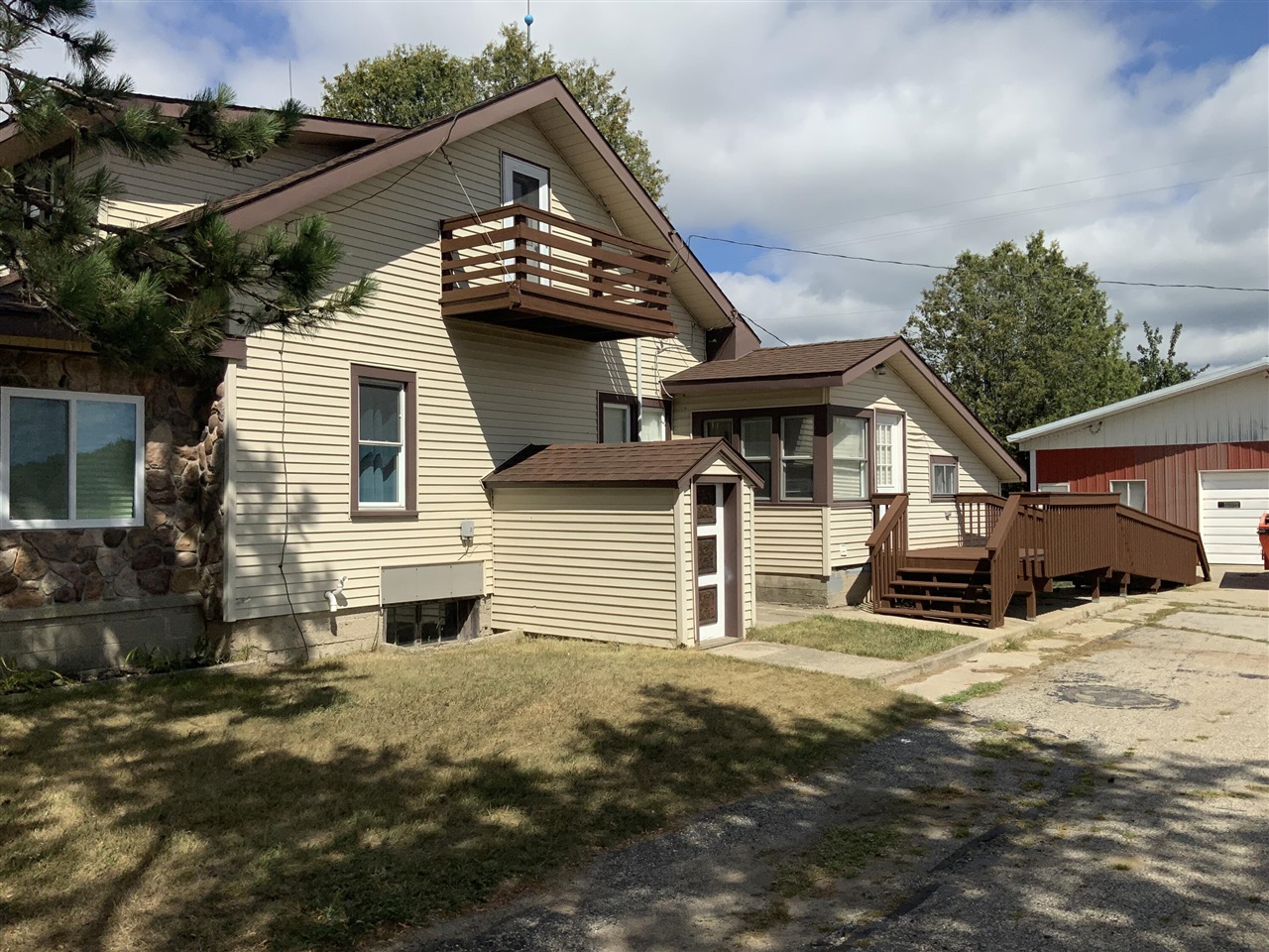 4984 N State Road Property Photo 1