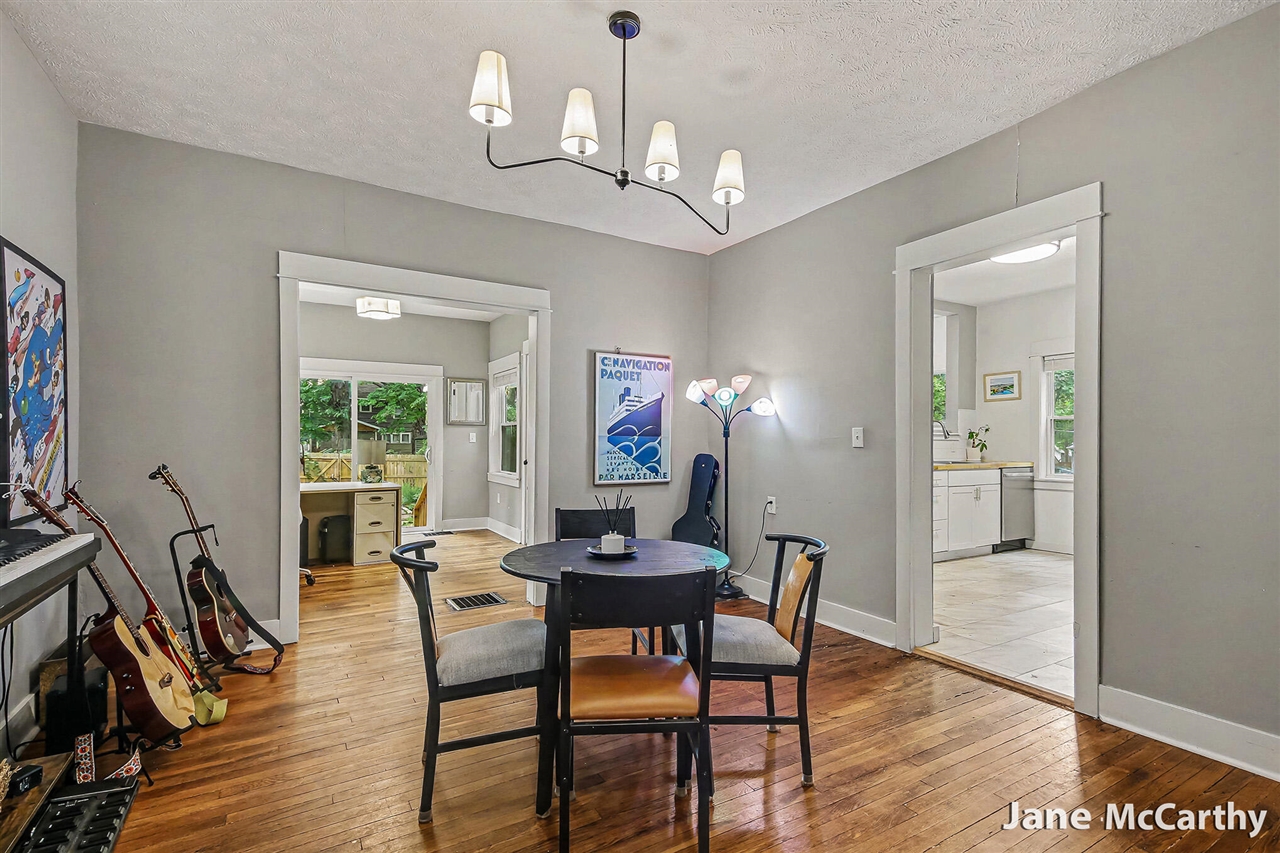 1240 Bemis Street Property Photo 7