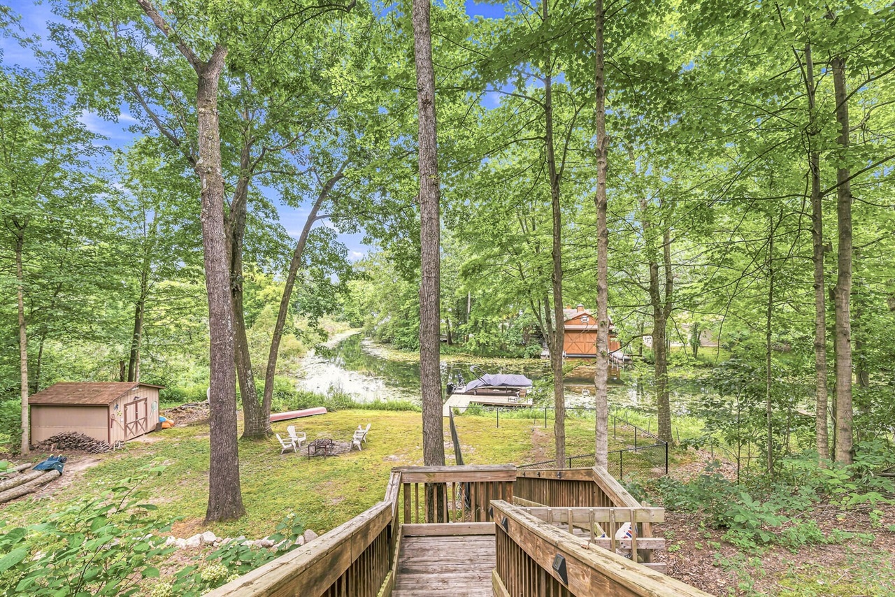 11008 Corey Lake Road Property Photo 6