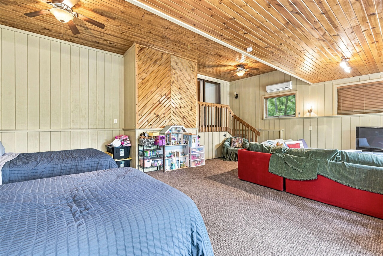 11008 Corey Lake Road Property Photo 33