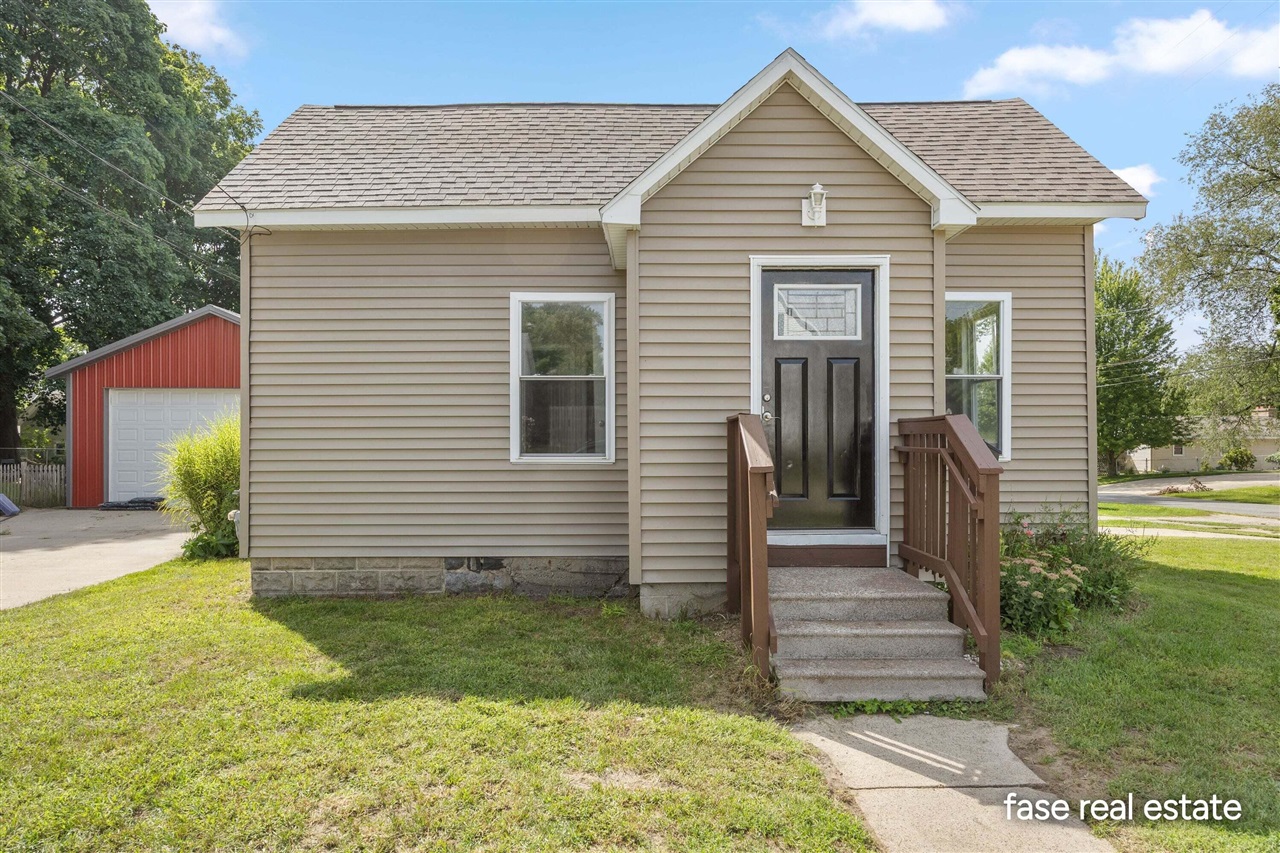 703 Pearl Street Property Photo 1