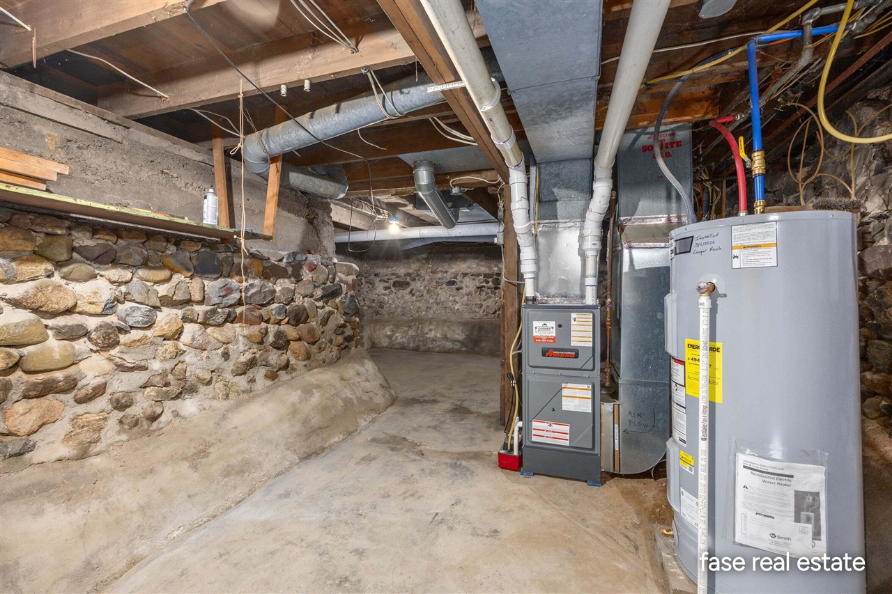 703 Pearl Street Property Photo 17
