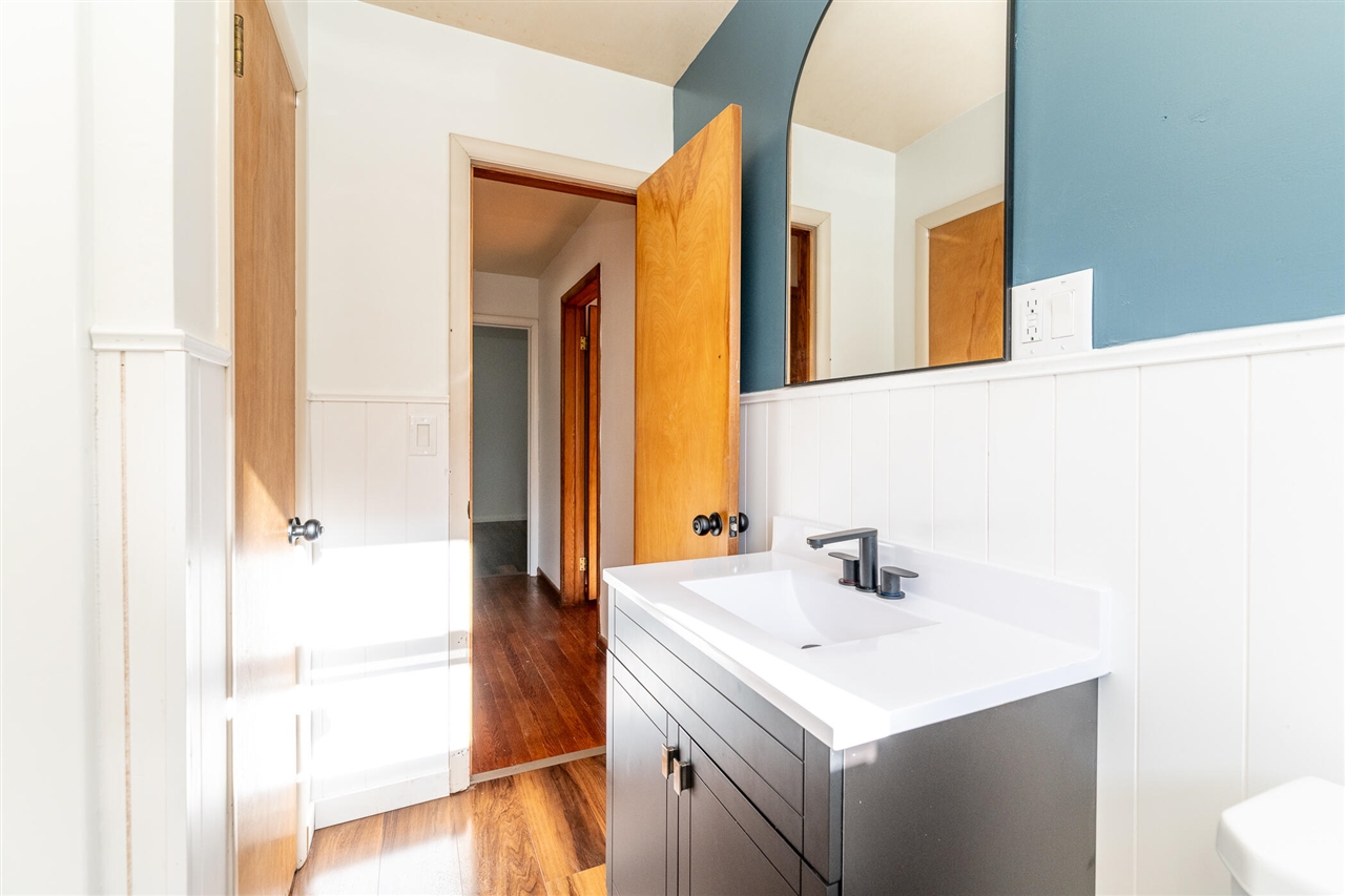 825 Forest Street Property Photo 16