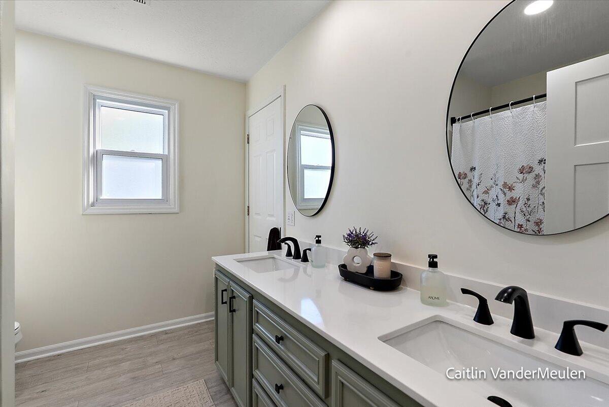 11421 Prairie Avenue Property Photo 30