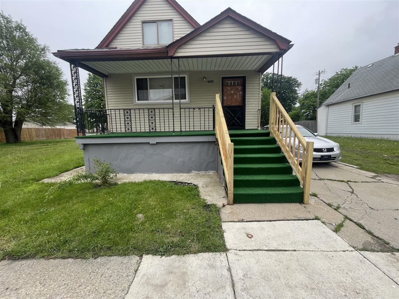 2954 Goodson Street Property Photo 1
