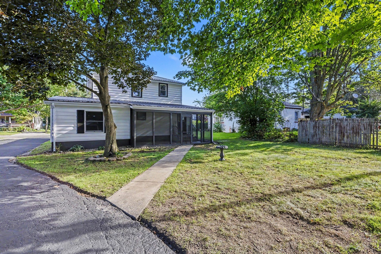 105 W Telegraph Property Photo 27