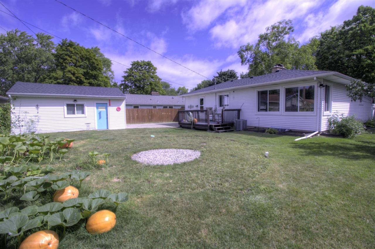 2309 Mayfield Road Property Photo 1