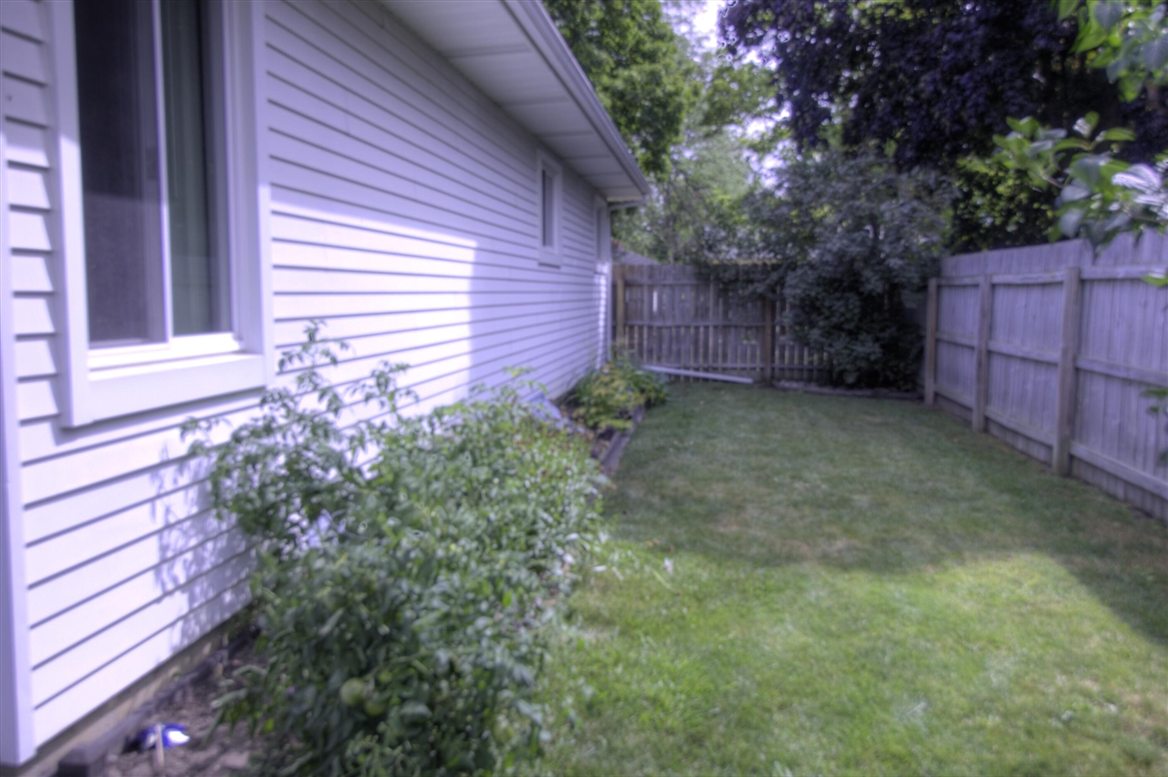 2309 Mayfield Road Property Photo 4