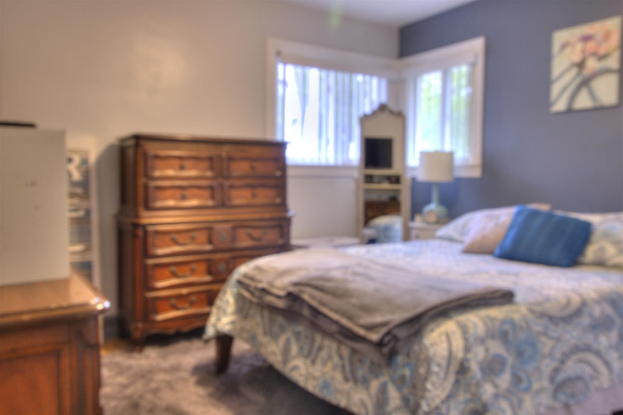 2309 Mayfield Road Property Photo 12