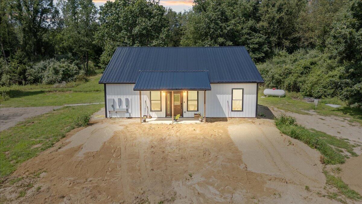 25455 L Drive Property Photo 1