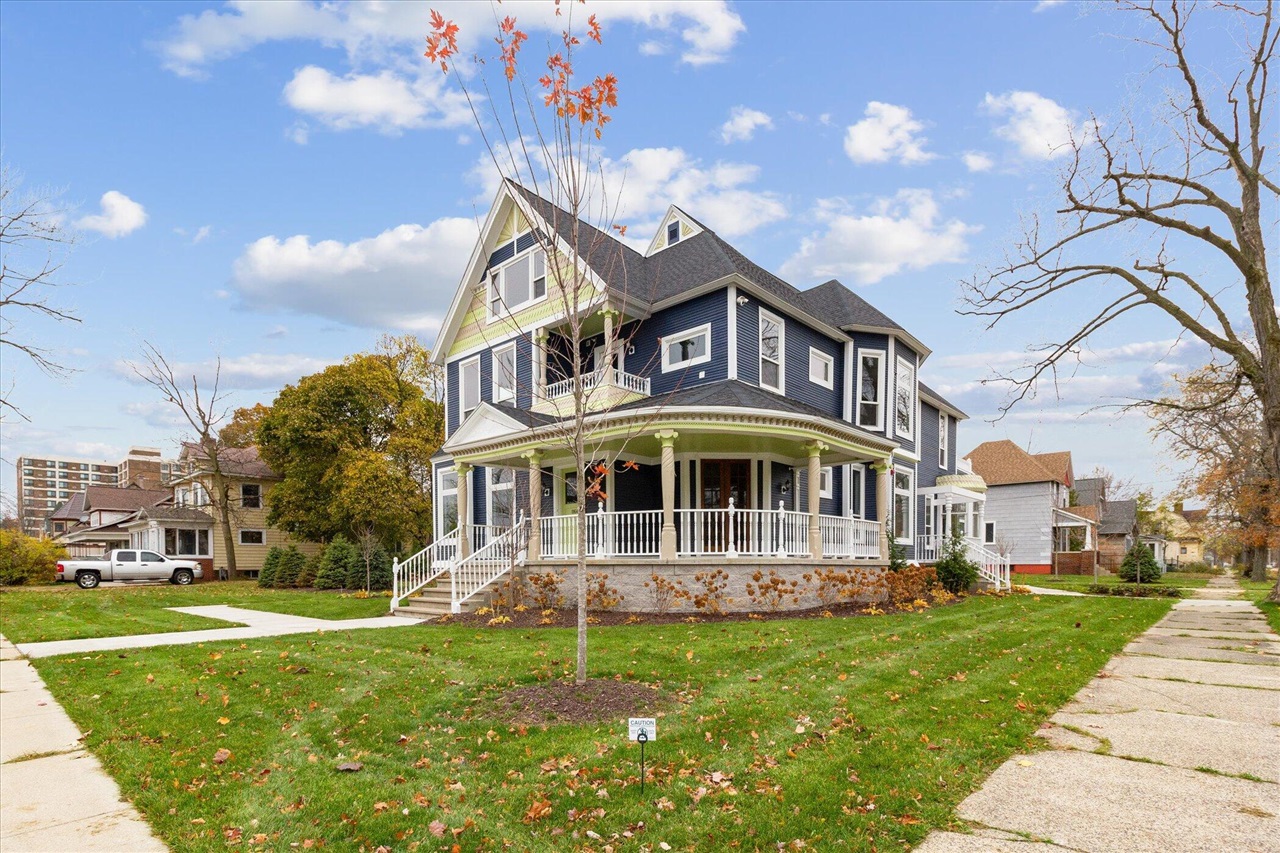1164 Terrace Street Property Photo 3