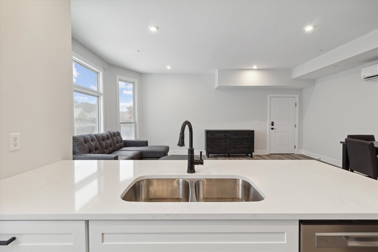 1164 Terrace Street Property Photo 62
