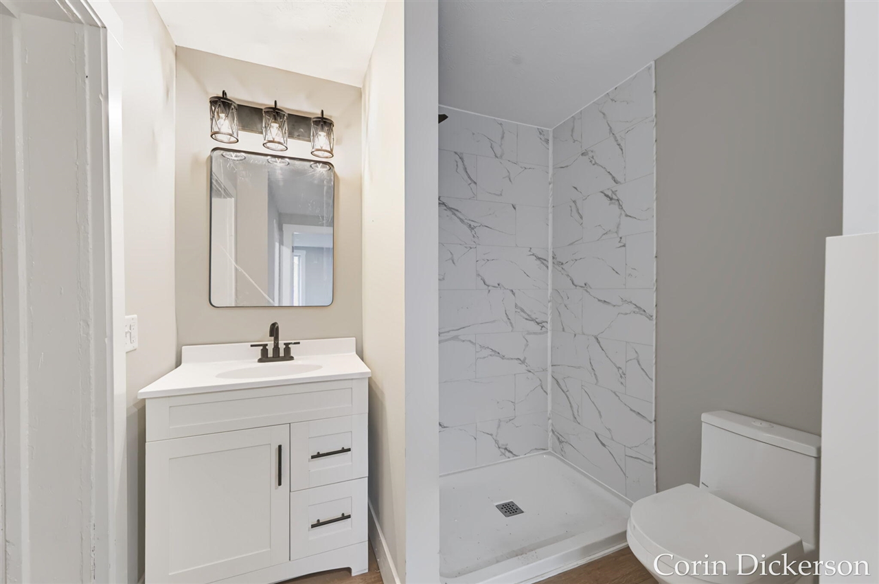 108 S Michigan Avenue Property Photo 18
