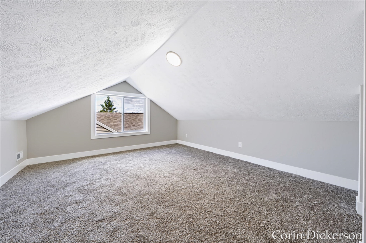 108 S Michigan Avenue Property Photo 25