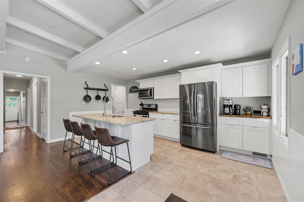 29928 Rock Creek Drive Property Photo 6