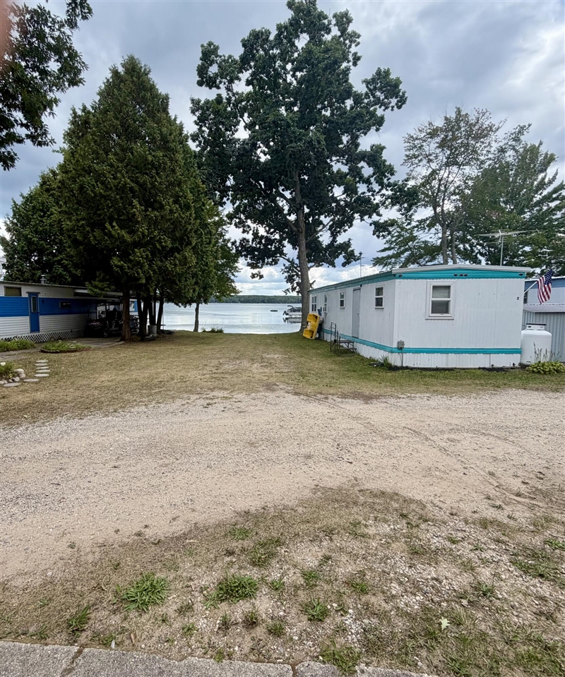 3286 Wolf Lake Drive Property Photo 25