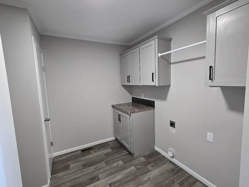 685 S Bingham Avenue Property Photo 20