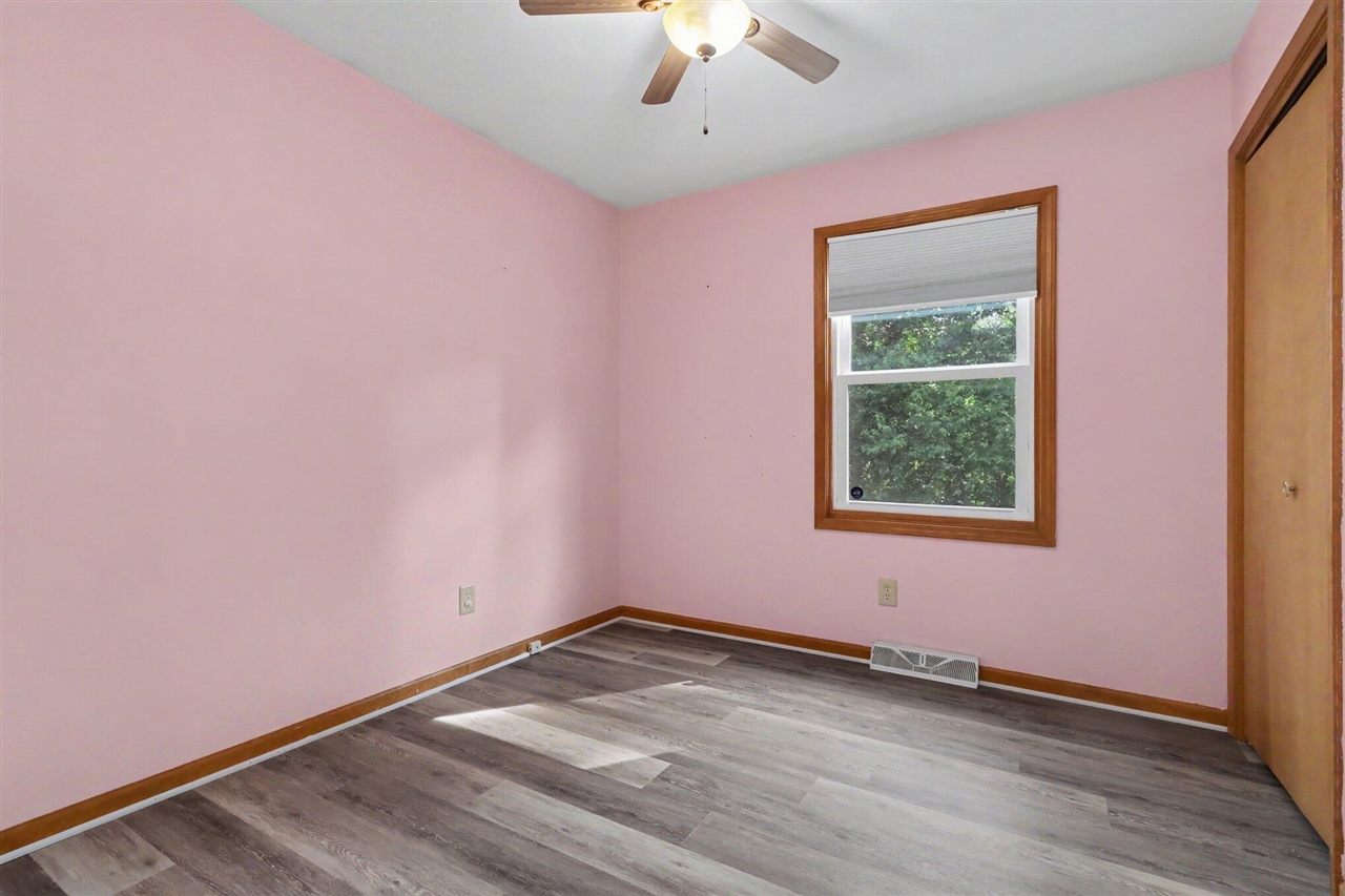 16355 10 Mile Road Property Photo 11