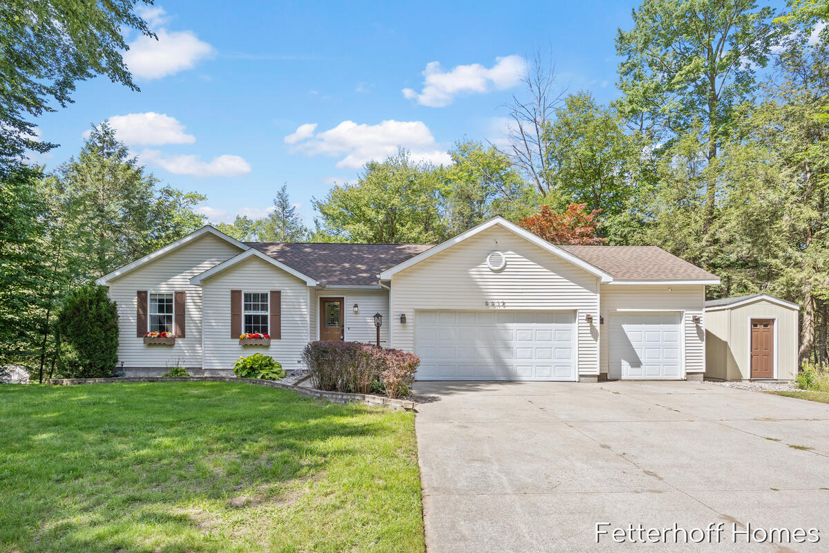 6615 Beech Creek Drive Property Photo 1