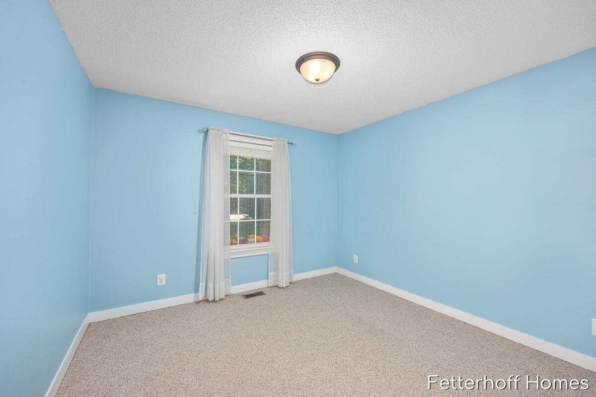 6615 Beech Creek Drive Property Photo 25