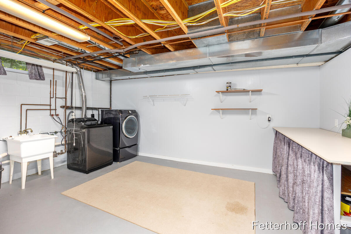 6615 Beech Creek Drive Property Photo 33