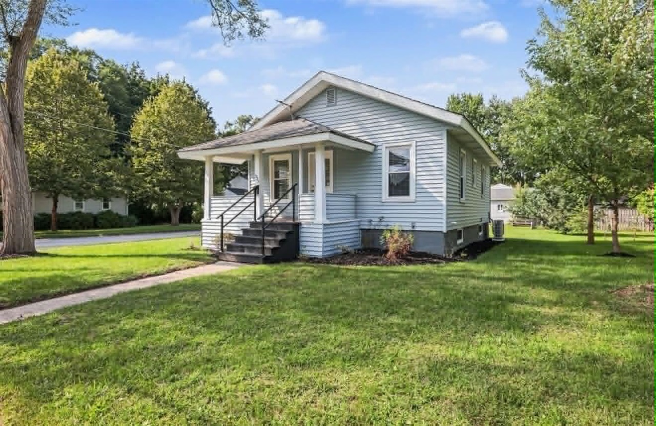327 Lewis Street Property Photo 1