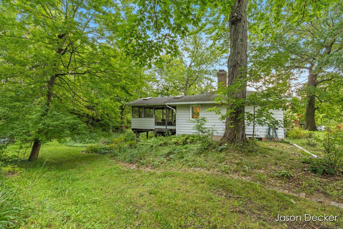 6181 10 Mile Road Property Photo 30