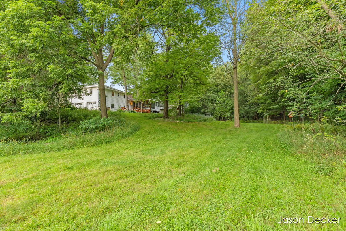 6181 10 Mile Road Property Photo 38