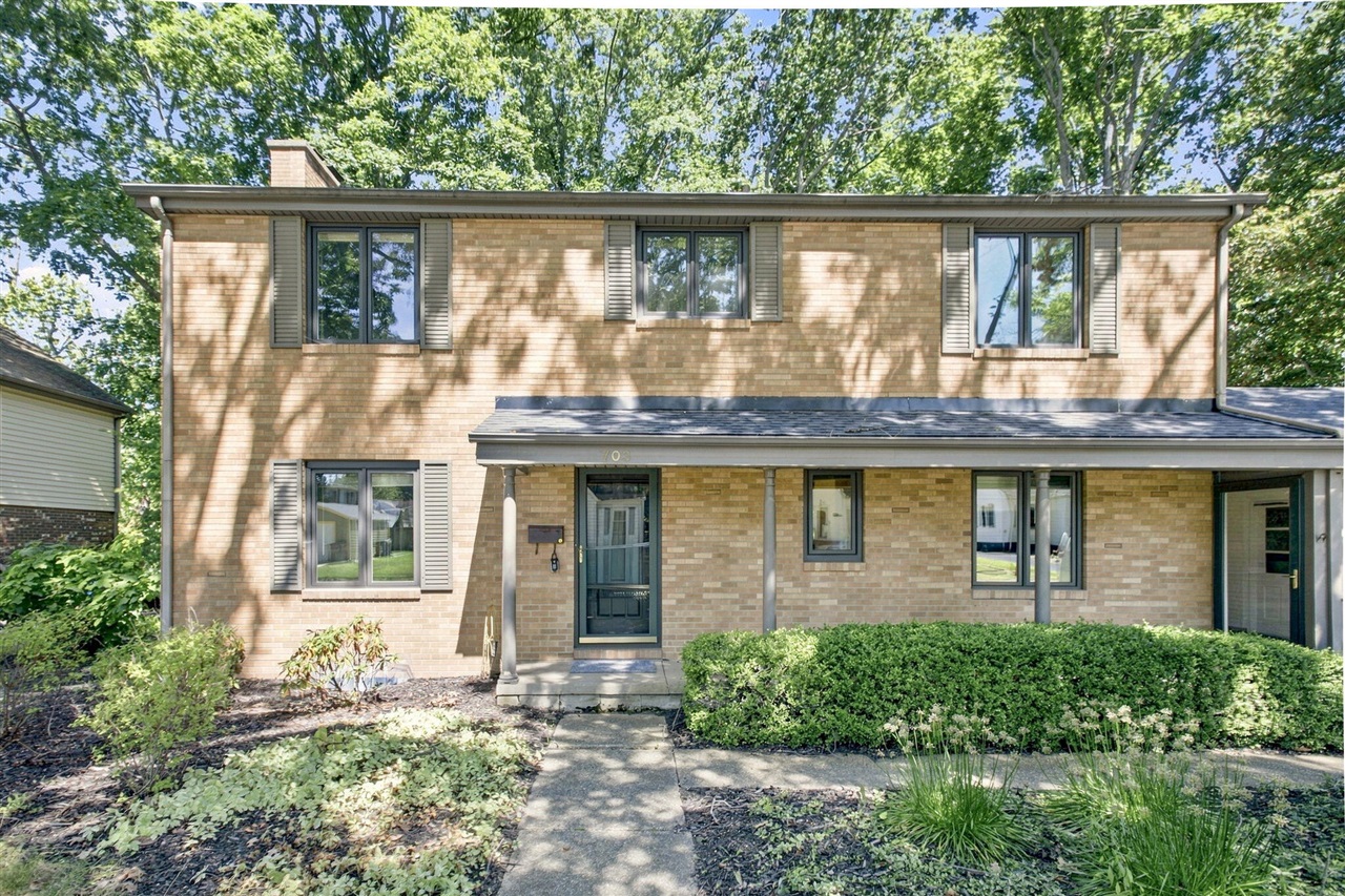 703 Comings Avenue Property Photo 3