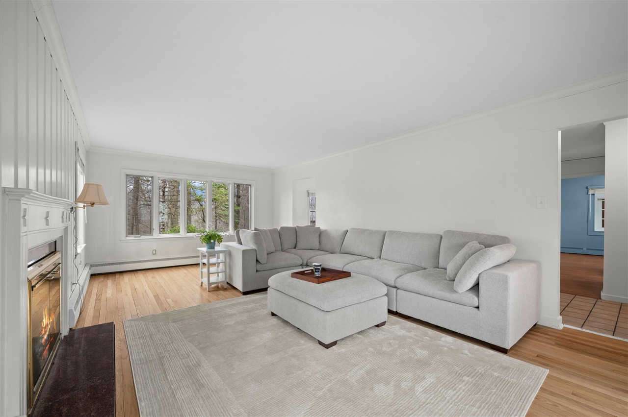 703 Comings Avenue Property Photo 10