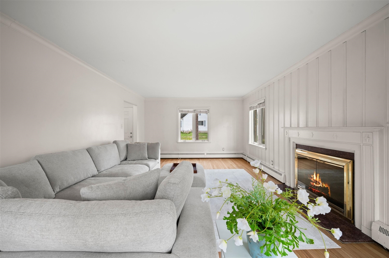 703 Comings Avenue Property Photo 11