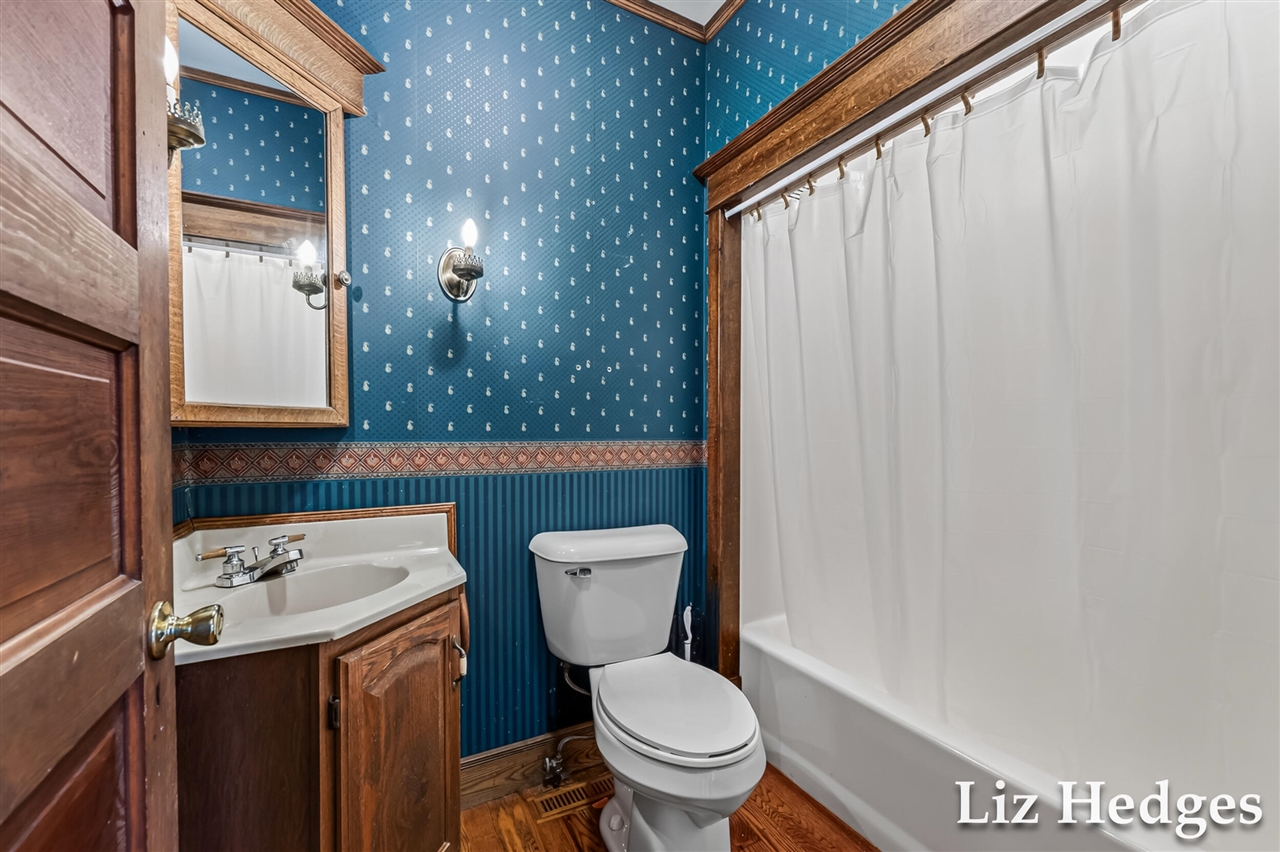 7565 S 56th Avenue Property Photo 40