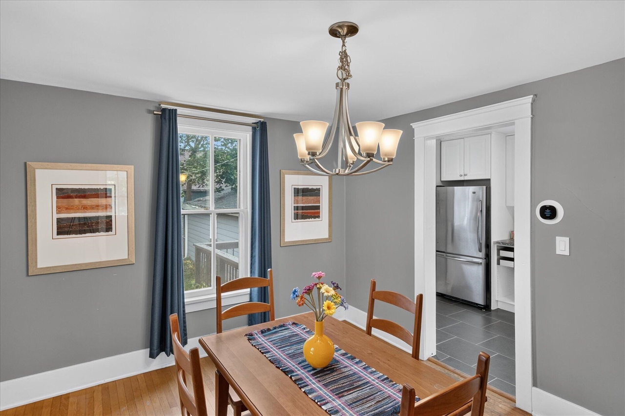 121 Kenwood Avenue Property Photo 18