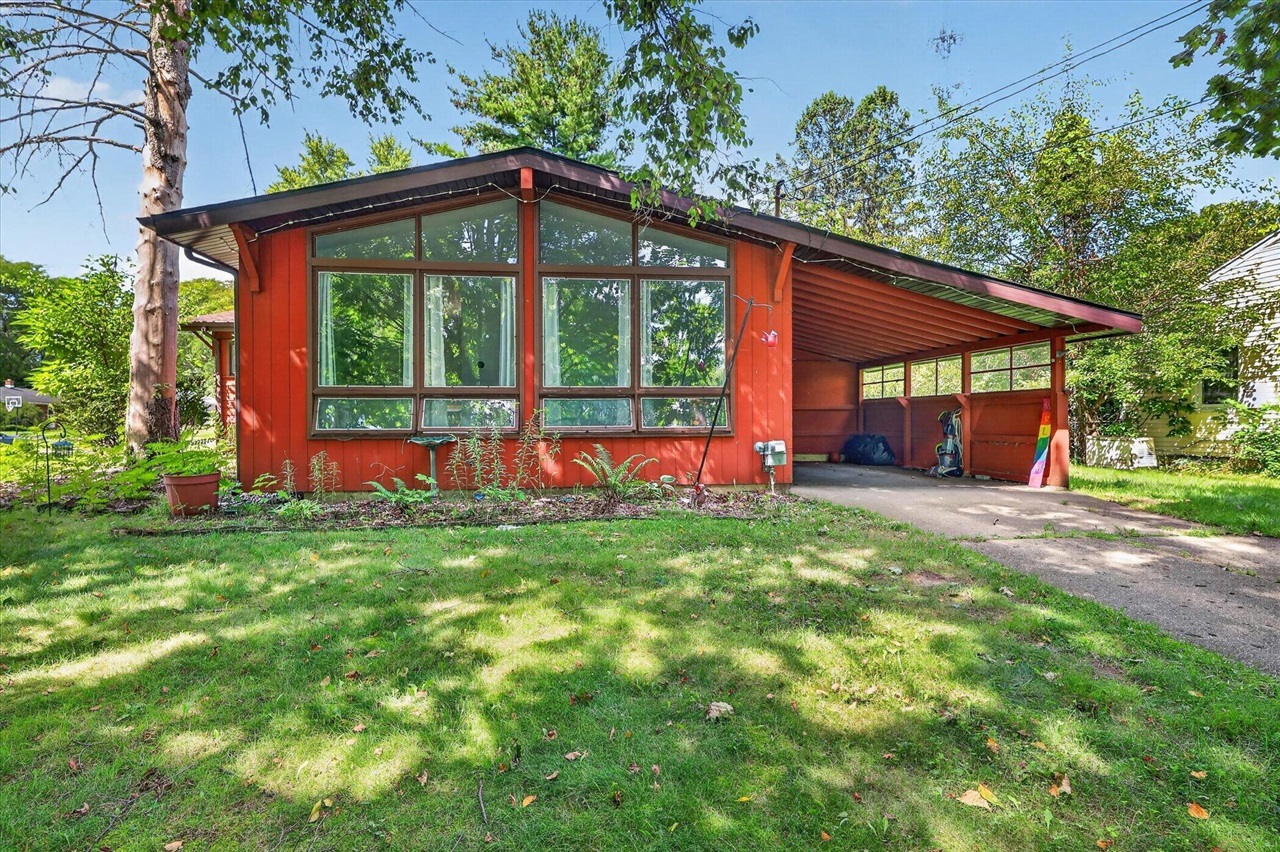 3024 Haskell Street Property Photo 34