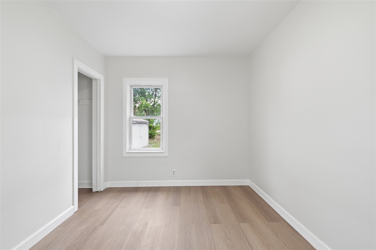 6803 Grandville Avenue Property Photo 19