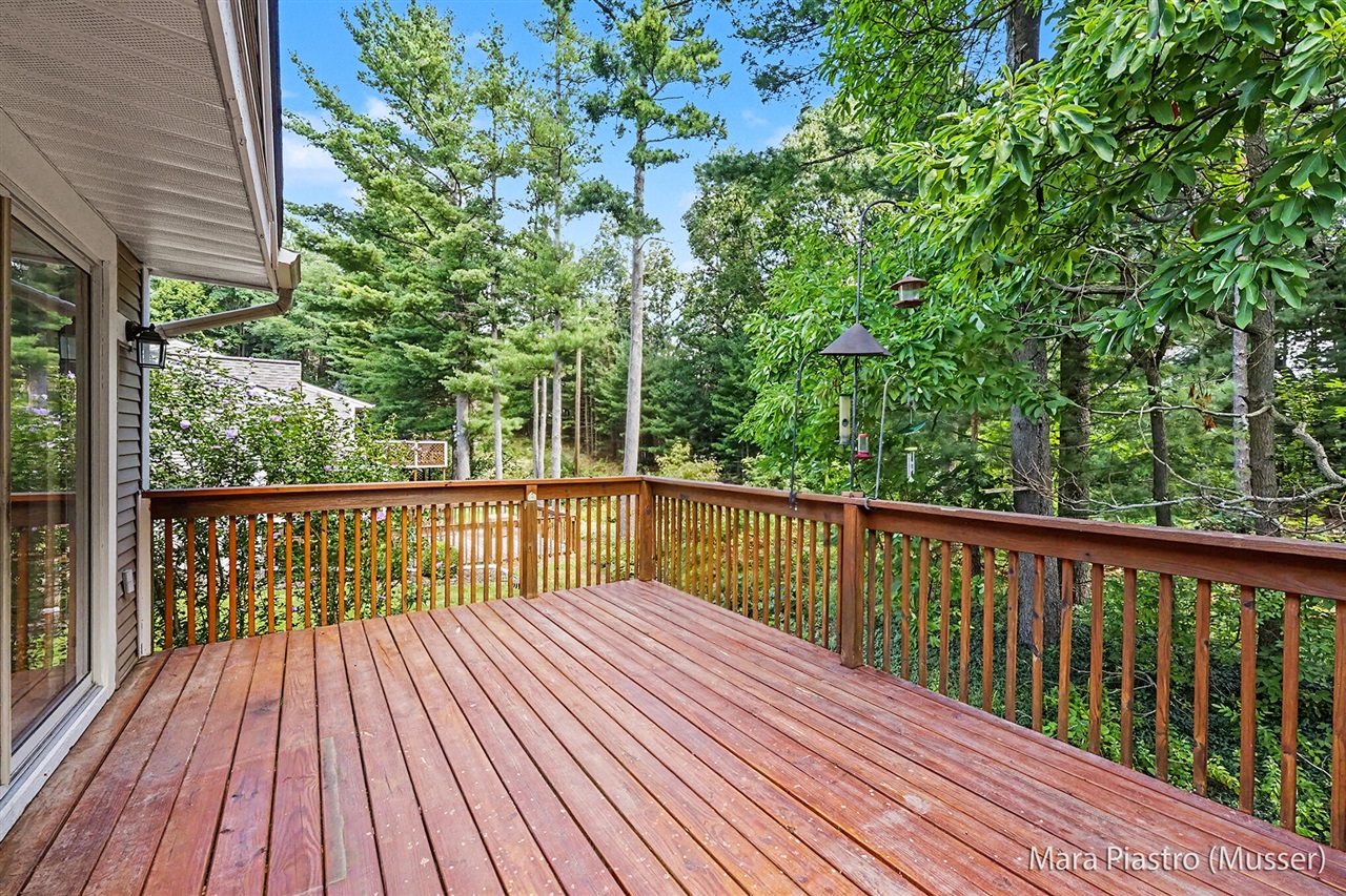 3336 Woodwind Drive Property Photo 6