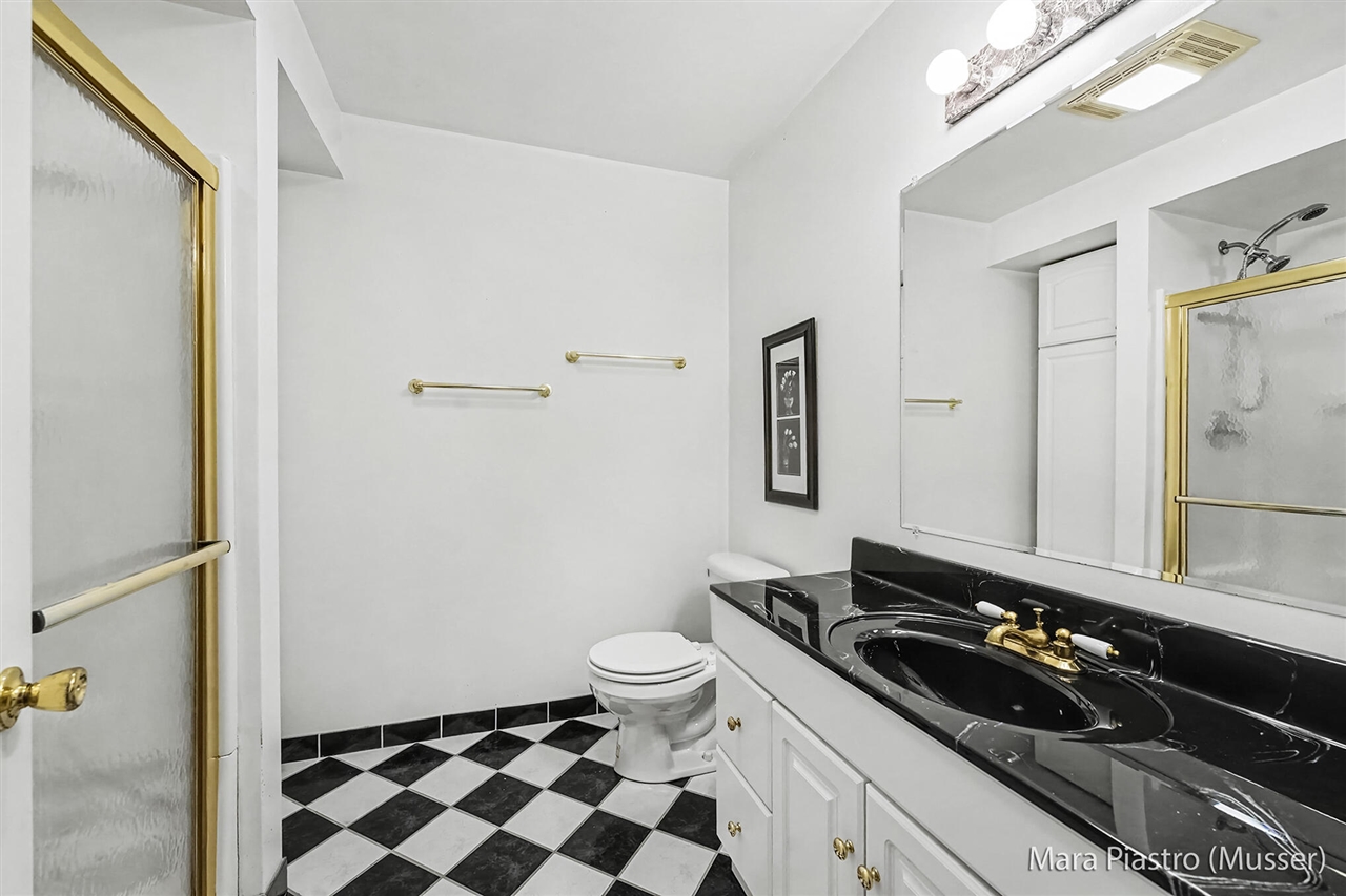 3336 Woodwind Drive Property Photo 17