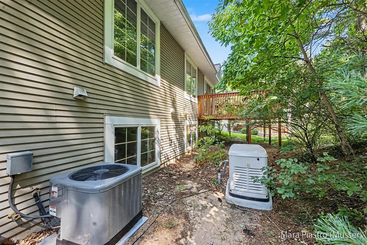 3336 Woodwind Drive Property Photo 18