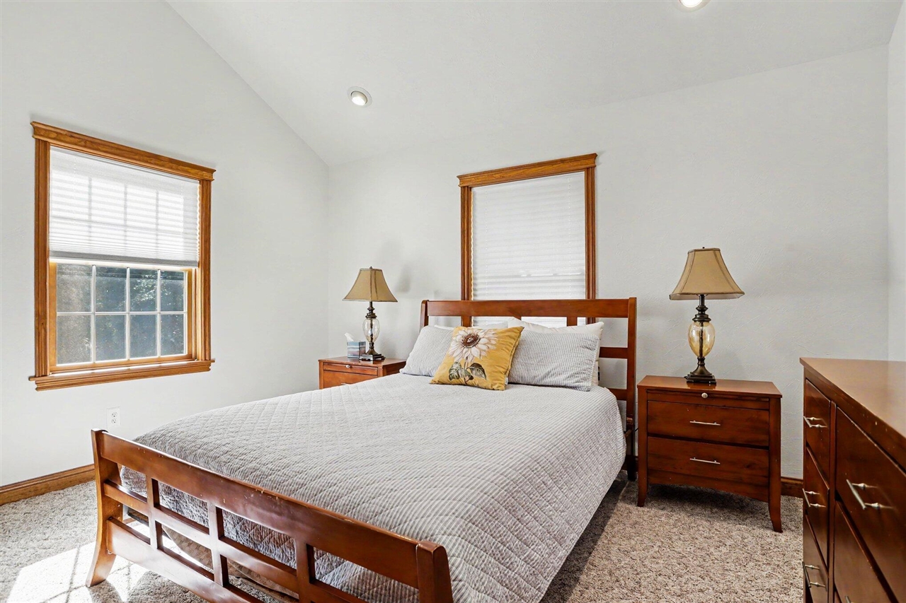 58411 E Clear Lake Road Property Photo 17