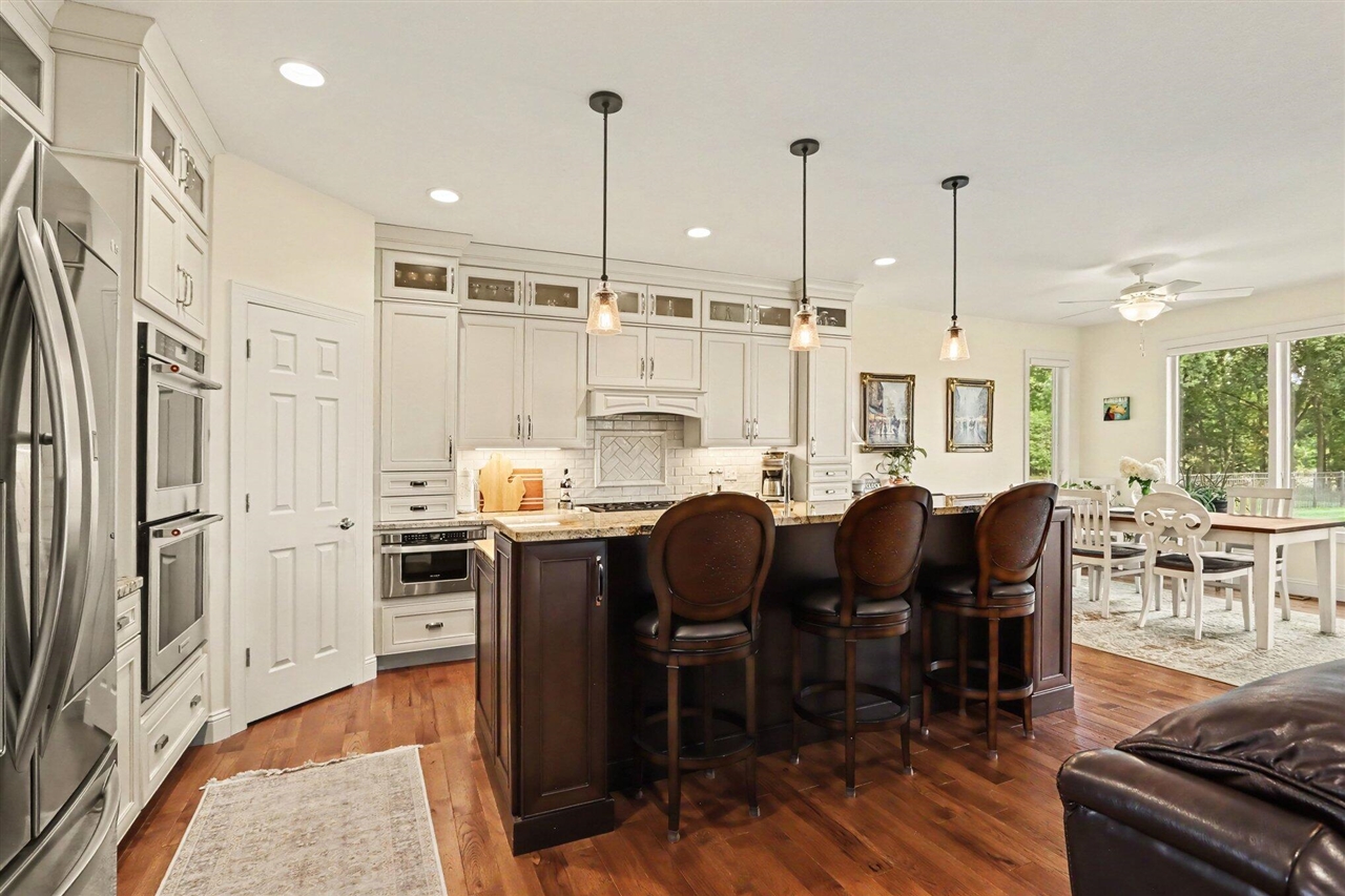 2421 Hickory Ridge Property Photo 14