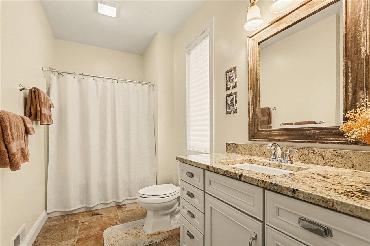 2421 Hickory Ridge Property Photo 29