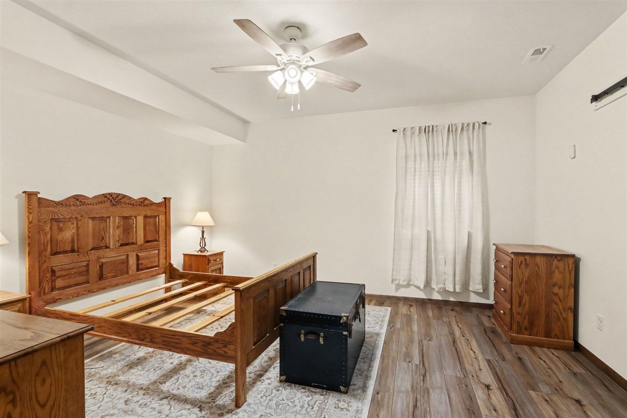 2421 Hickory Ridge Property Photo 32