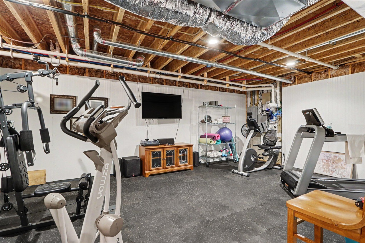 2421 Hickory Ridge Property Photo 41