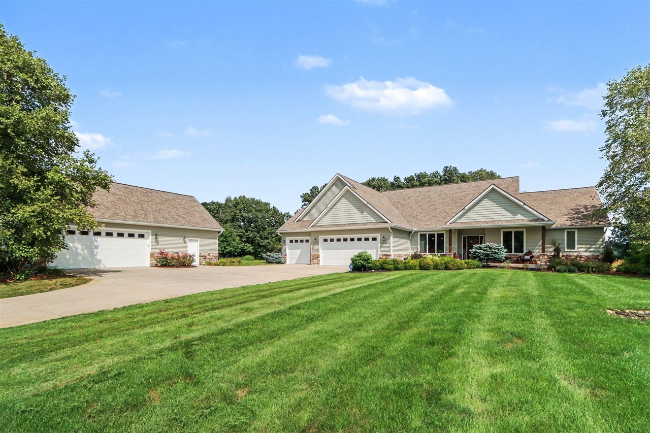 2421 Hickory Ridge Property Photo 43