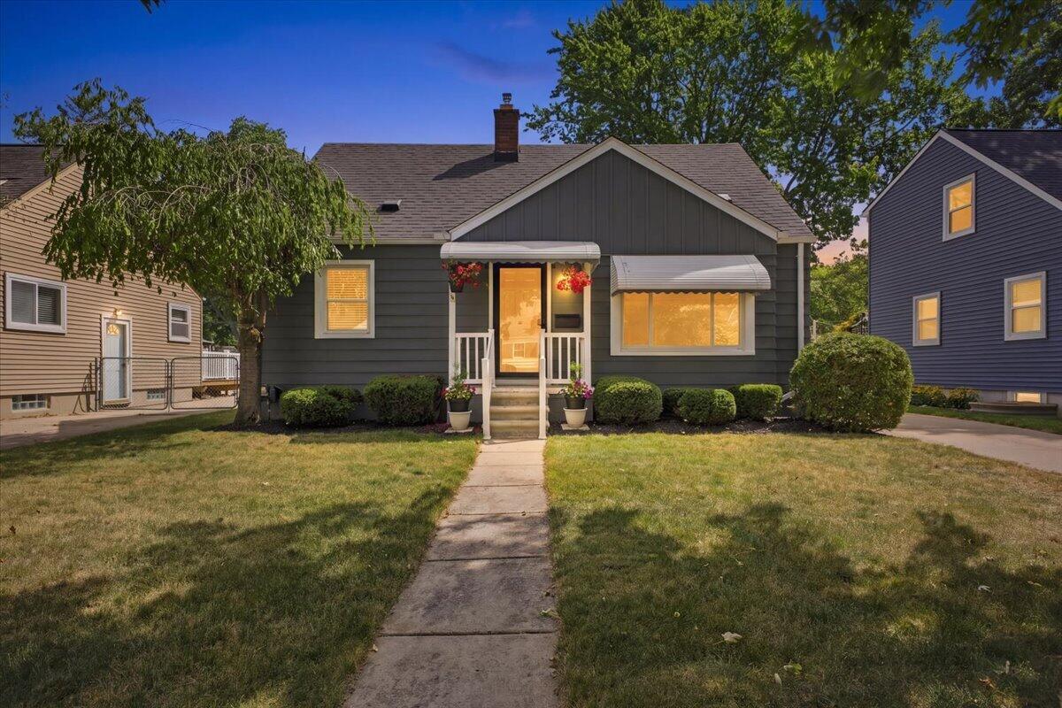 815 S Marias Avenue Property Photo 1