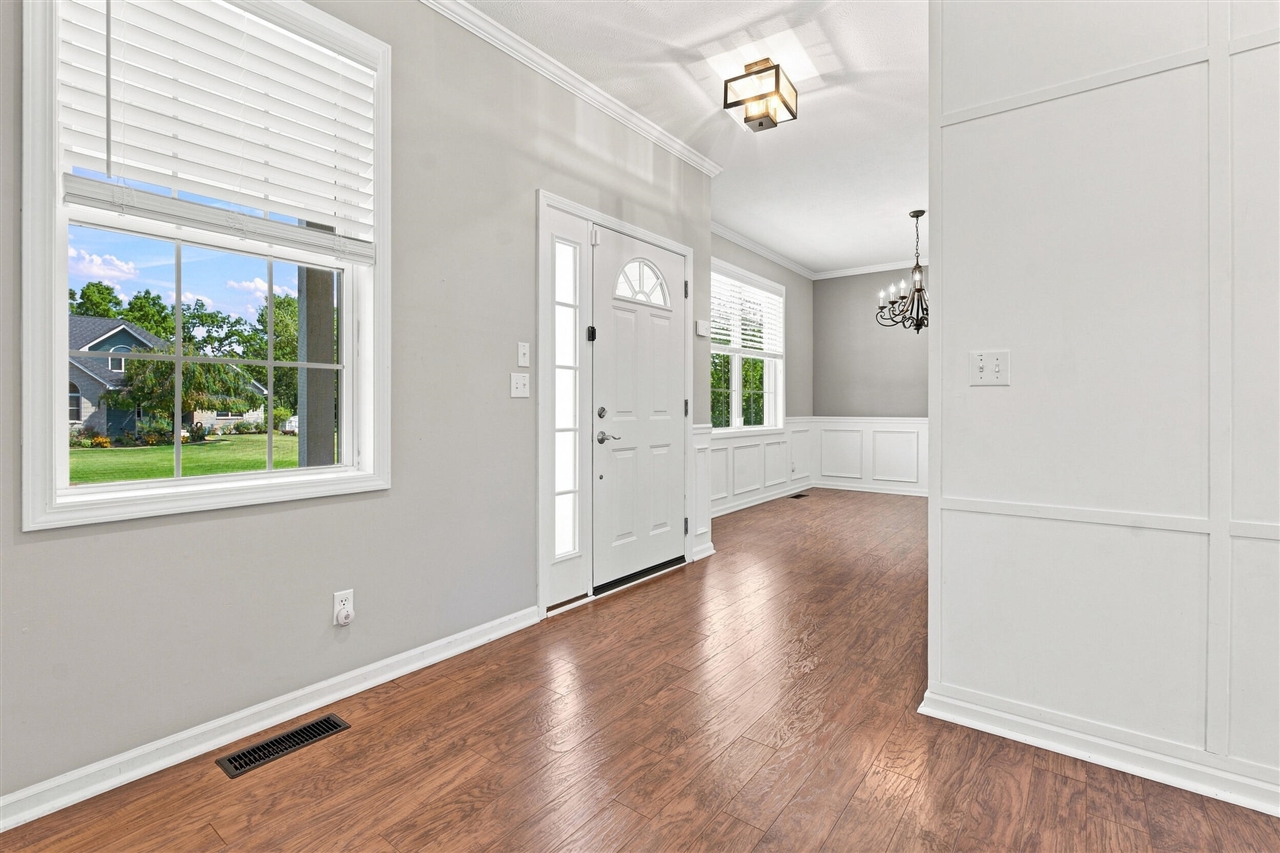 4734 Pleasant Meadow Circle Property Photo 5